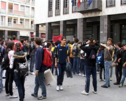 Studenti in piazza a Cosenza