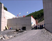 Il cantiere della diga sull'Esaro