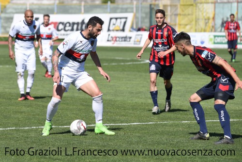 Casertana-Cosenza 1-1